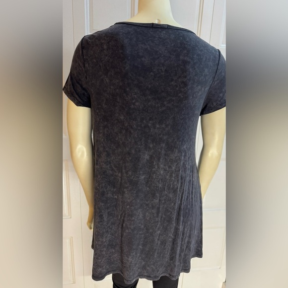 Xhilaration Wild and Free Graphic Tee Black Acid Wash Tunic XL Soft Stretch EUC - Picture 7 of 12